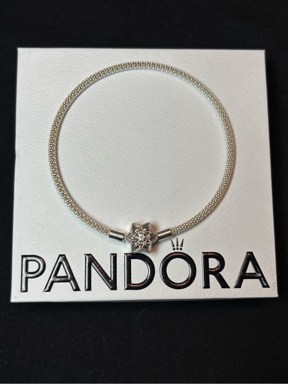 Pandora Bright Snowflake Mesh Bracelet